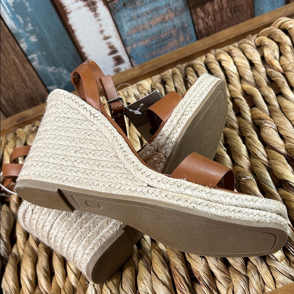 A new day 7 Brown Strappy Wedge Sandals - Picture 9 of 11
